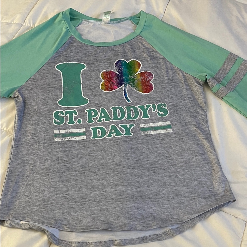 Celebrate It Kids Gray Tee with Mint Sleeves and Rainbow Shamrock